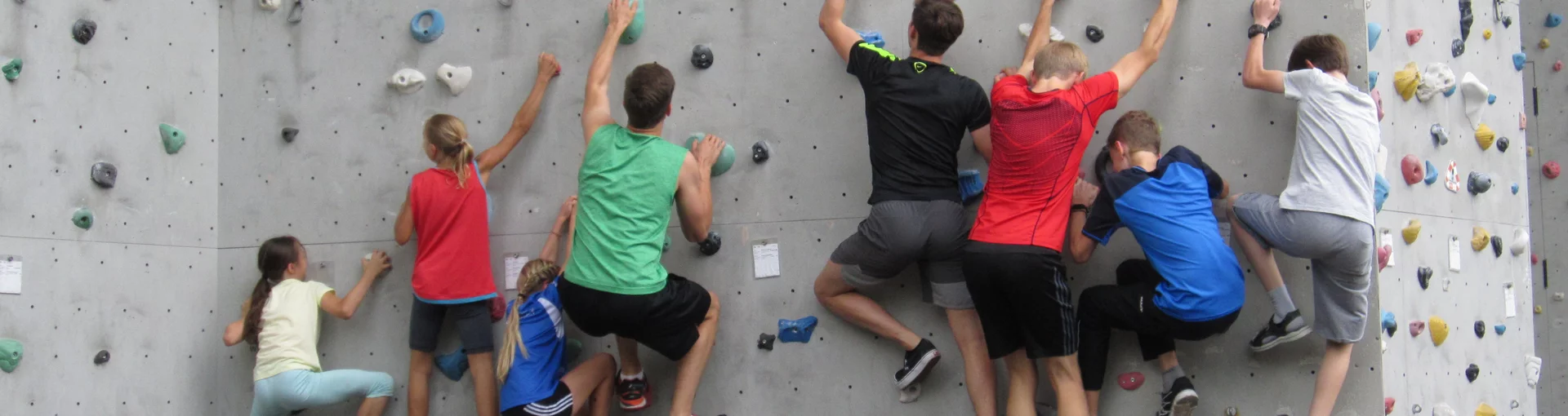 Sportjugend beim Klettern